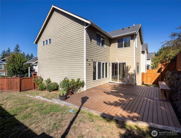 19601 Rosebud Place NE, Poulsbo, WA 98370