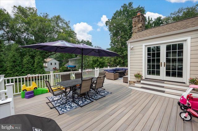 2 LONE ACRE RD, Wilmington, DE 19803