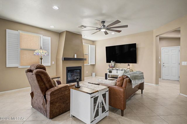 12986 N Westminster Drive, Tucson, AZ 85755