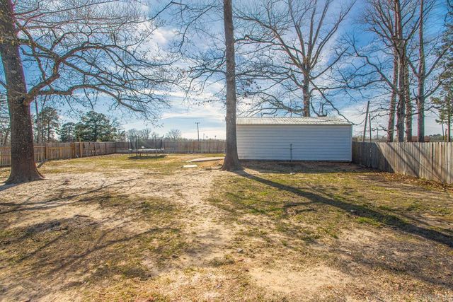 1 Whippoorwill, Sheridan, AR 72150