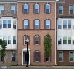 9543 CENTER ST, Manassas, VA 20110