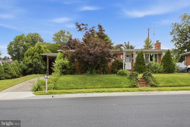 8302 BERKFIELD RD, Baltimore, MD 21237