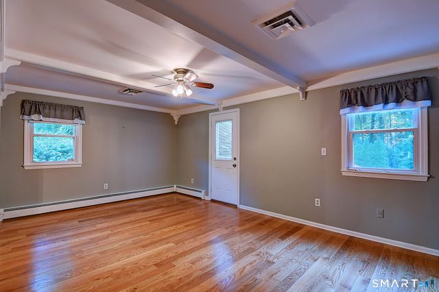 1387 New London Turnpike, Glastonbury, CT 06033