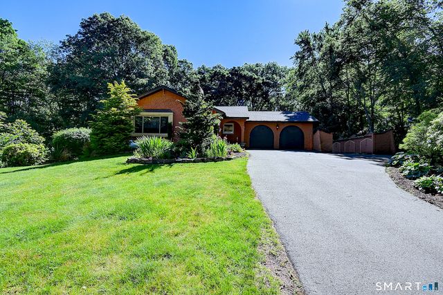 1387 New London Turnpike, Glastonbury, CT 06033