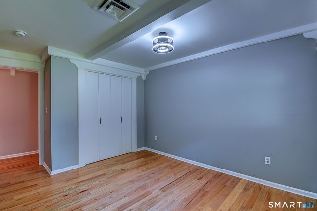 1387 New London Turnpike, Glastonbury, CT 06033