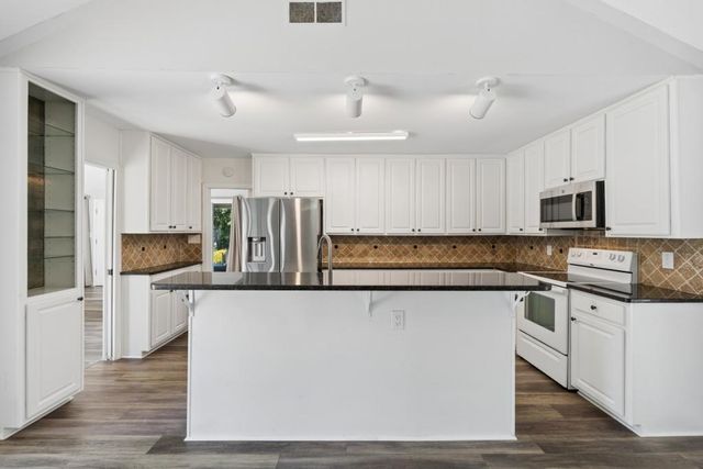 746 Hillwood Drive, Marietta, GA 30068