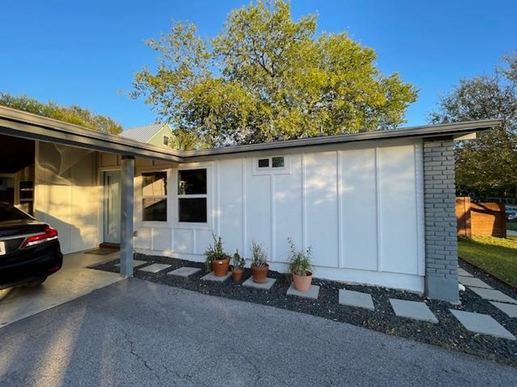 2910 Pecan Springs RD A, Austin, TX 78723