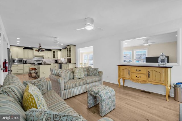 44 CLAUDIA LANE, Manahawkin, NJ 08050