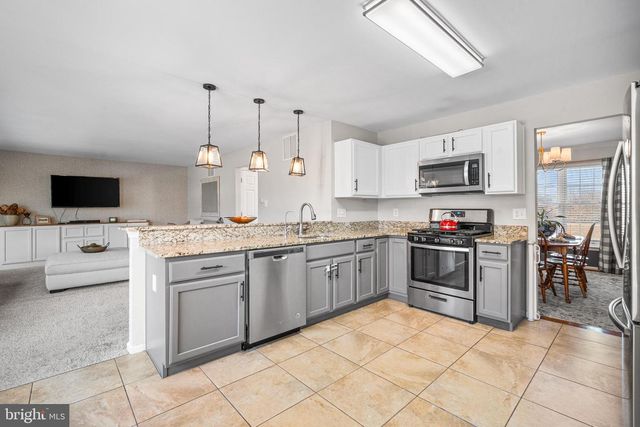 1055 OLD ZION RD, Egg Harbor Township, NJ 08234