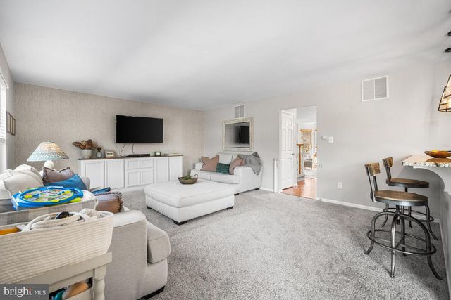 1055 OLD ZION RD, Egg Harbor Township, NJ 08234