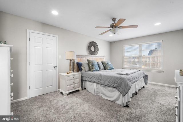 1055 OLD ZION RD, Egg Harbor Township, NJ 08234