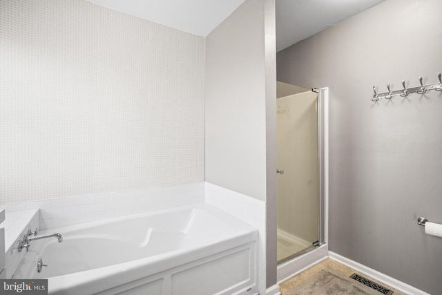 1055 OLD ZION RD, Egg Harbor Township, NJ 08234