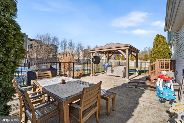 1055 OLD ZION RD, Egg Harbor Township, NJ 08234