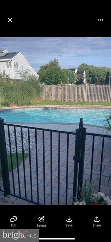 1055 OLD ZION RD, Egg Harbor Township, NJ 08234