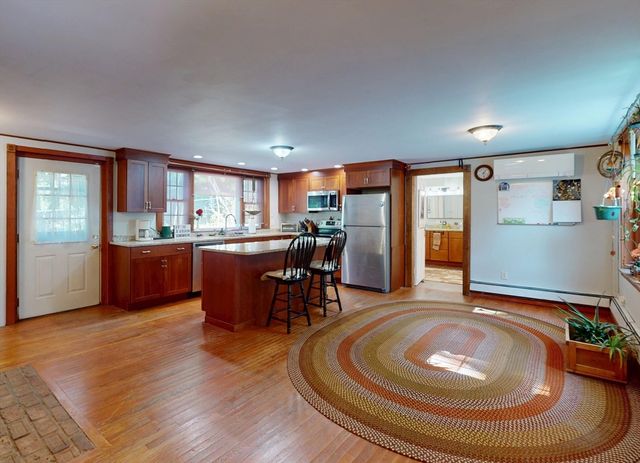 181 Main Street, Northfield, MA 01360