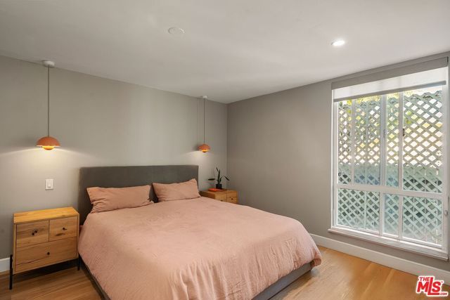 415 Montana Avenue 107, Santa Monica, CA 90403