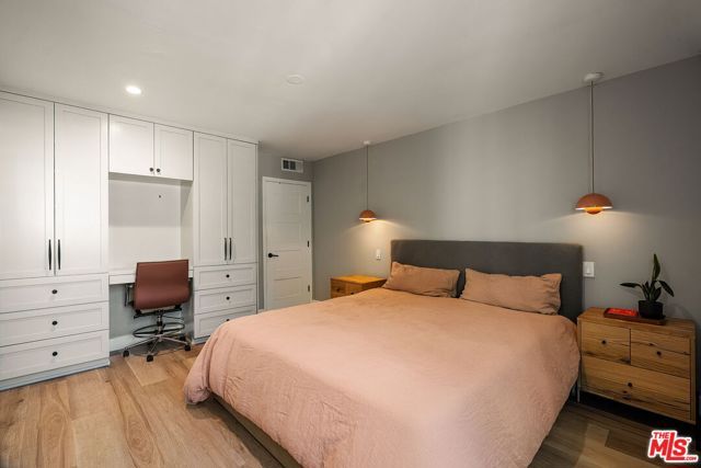415 Montana Avenue 107, Santa Monica, CA 90403