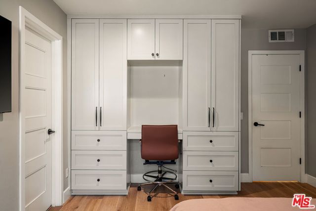 415 Montana Avenue 107, Santa Monica, CA 90403