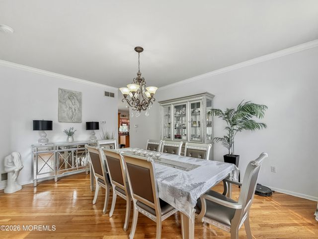 15 Cedarview Avenue, Jackson, NJ 08527