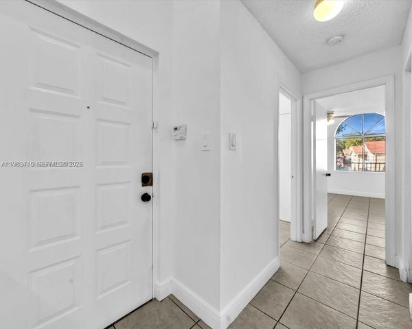 15770 SW 106th Ter 303, Miami, FL 33196