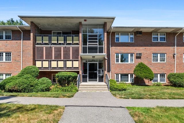 206 Rock St M7, Norwood, MA 02062