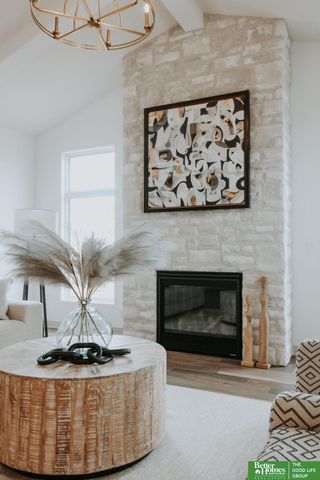 10304 S 191st Avenue, Omaha, NE 68136