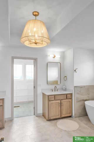 10304 S 191st Avenue, Omaha, NE 68136