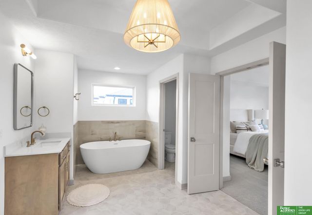 10304 S 191st Avenue, Omaha, NE 68136