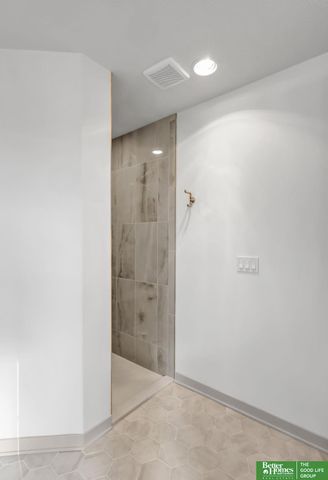 10304 S 191st Avenue, Omaha, NE 68136