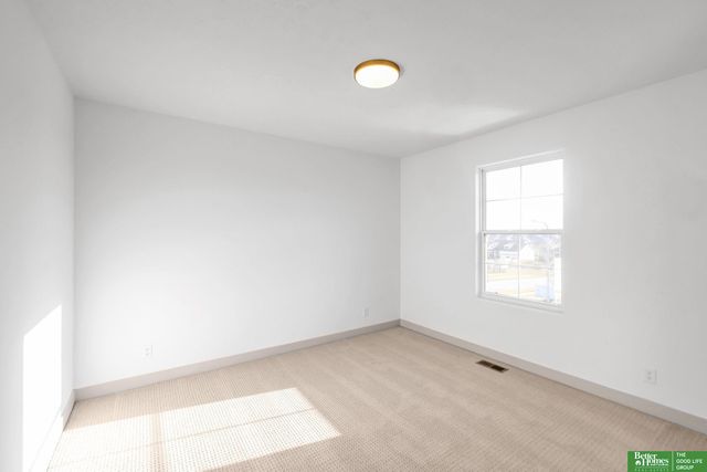 10304 S 191st Avenue, Omaha, NE 68136