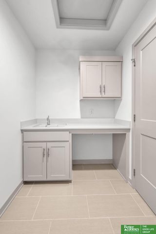 10304 S 191st Avenue, Omaha, NE 68136