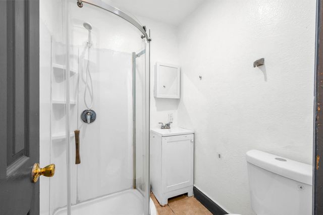 124 SW 10th Avenue, Boynton Beach, FL 33435