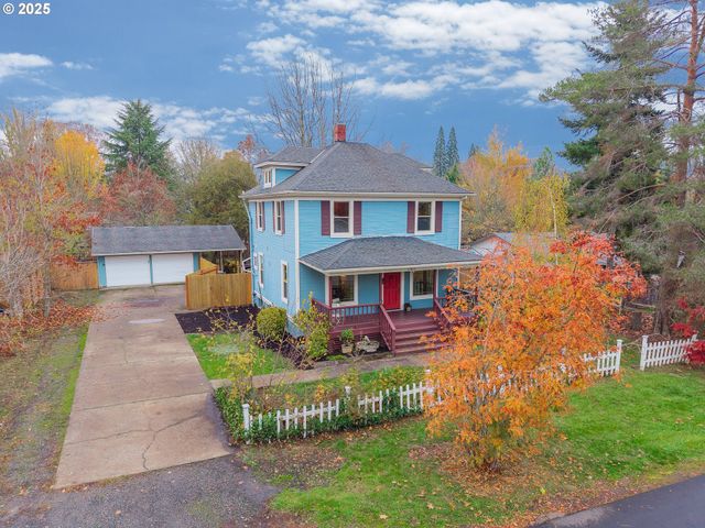 17055 Sw FLORENCE St, Beaverton, OR 97078