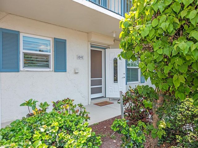 325 Charlemagne BLVD C104, Naples, FL 34112