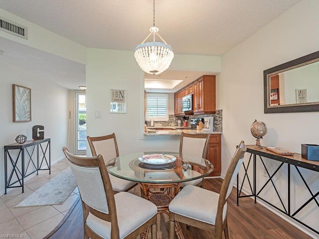 325 Charlemagne BLVD C104, Naples, FL 34112