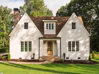 15 Country Squire Court, Greenville, SC 29615