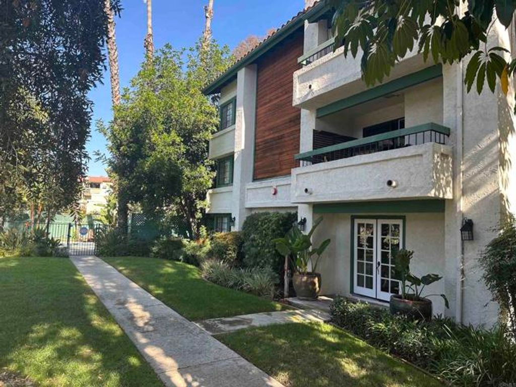 5525 Shasta Lane 310, La Mesa, CA 91942