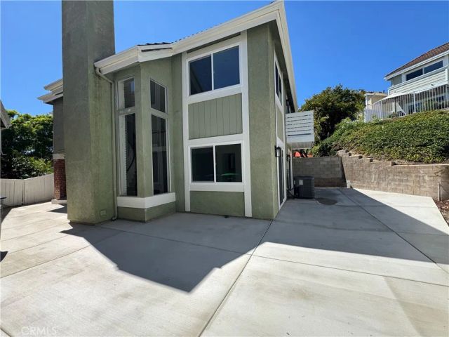 8 Carmel Court, Laguna Beach, CA 92651
