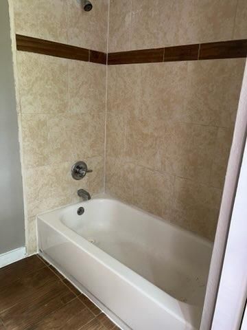 6710 Phillips Lane, Hitchcock, TX 77563