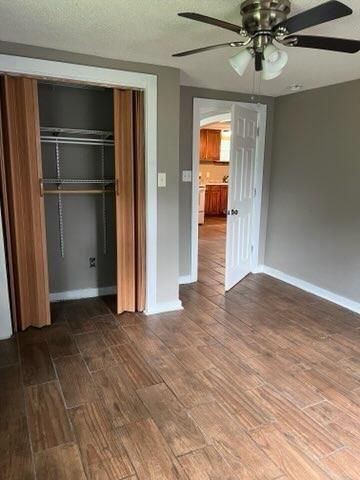 6710 Phillips Lane, Hitchcock, TX 77563