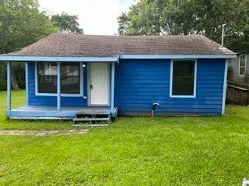 6710 Phillips Lane, Hitchcock, TX 77563