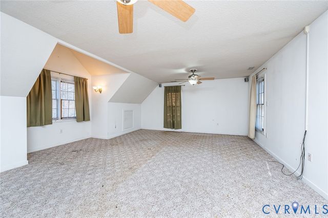 8910 Tunstall Rd, New Kent, VA 23124