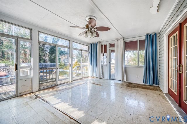 8910 Tunstall Rd, New Kent, VA 23124