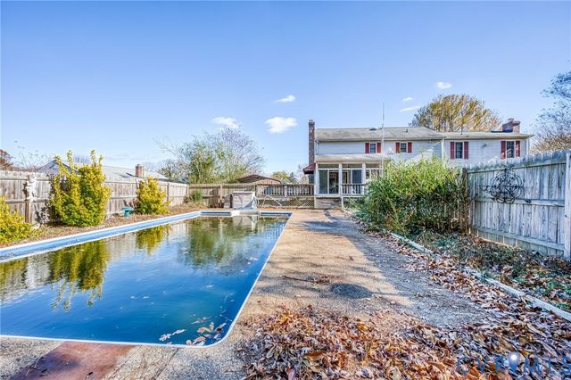 8910 Tunstall Rd, New Kent, VA 23124