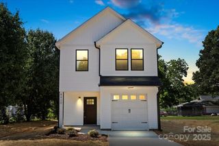 8920 Harrisburg Road, Charlotte, NC 28215