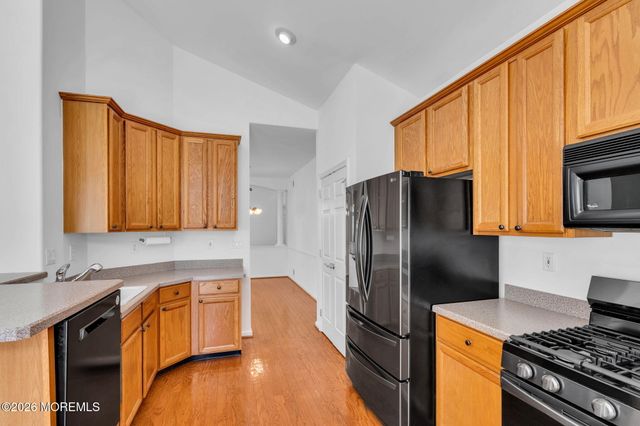 54 Drayton Road, Manchester, NJ 08759