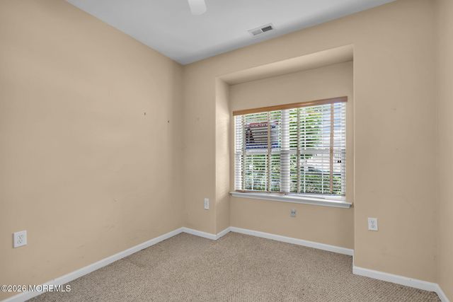 54 Drayton Road, Manchester, NJ 08759