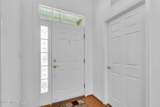 54 Drayton Road, Manchester, NJ 08759