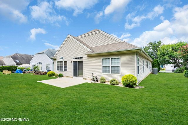 54 Drayton Road, Manchester, NJ 08759