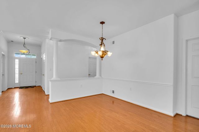 54 Drayton Road, Manchester, NJ 08759